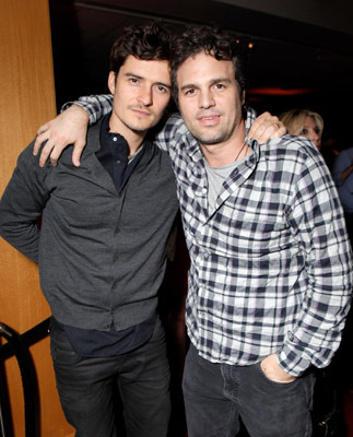 Orlando Bloom and Mark Ruffalo at event of 127 valandos (2010)