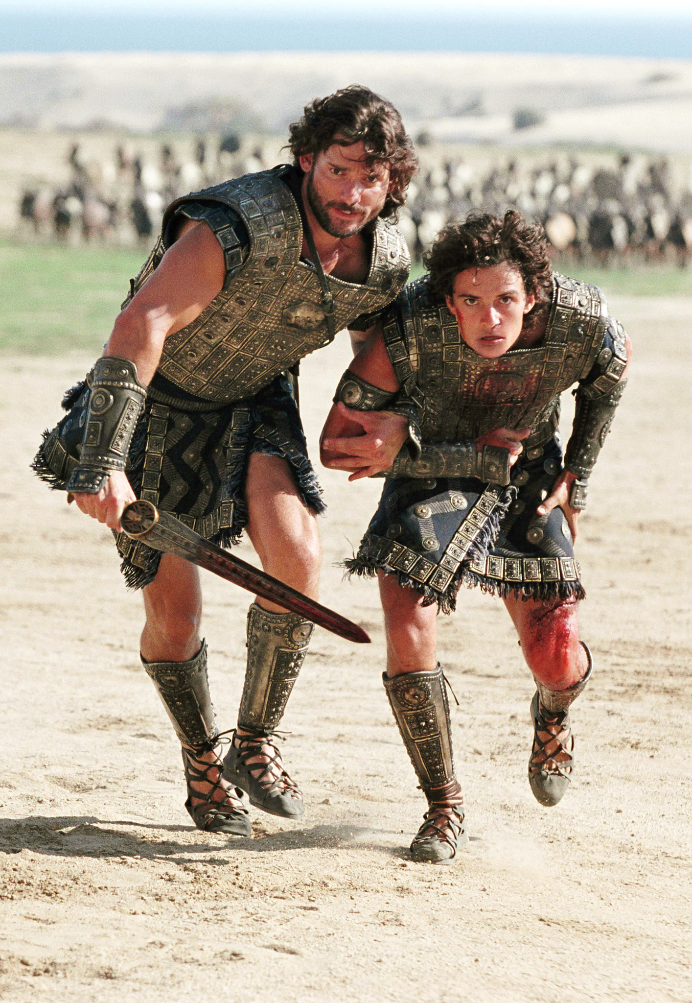 Still of Eric Bana and Orlando Bloom in Troy (2004)