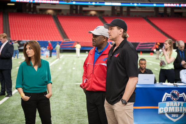 Still of Marc Blucas, Callie Thorne and Gregory Alan Williams in Necessary Roughness (2011)