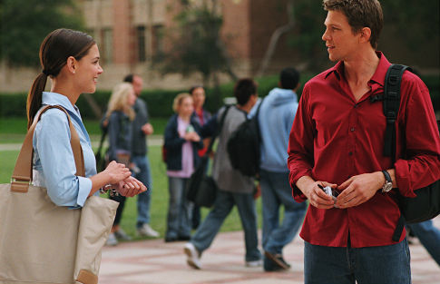 Samantha (Katie Holmes) finds love on campus with James (Marc Blucas), her dormitory Resident Advisor.