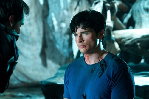 Still of Callum Blue and Tom Welling in Smallville (2001)