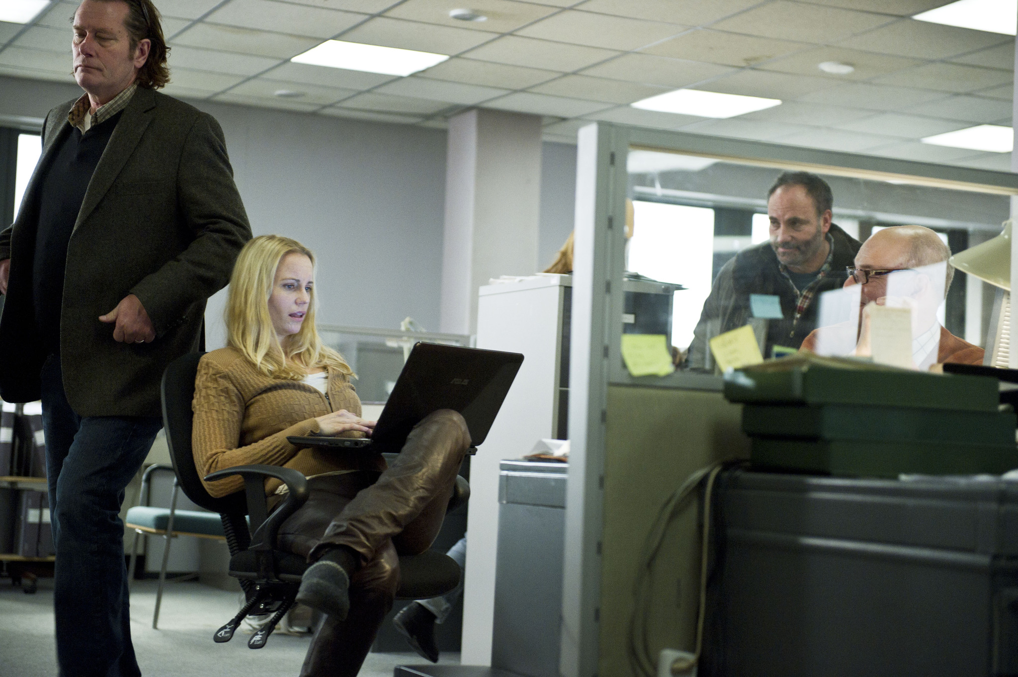 Still of Kim Bodnia, Sofia Helin and Dag Malmberg in Bron/Broen (2011)