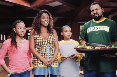 Still of Nia Long, Ice Cube, Aleisha Allen and Philip Bolden in Are We Done Yet? (2007)