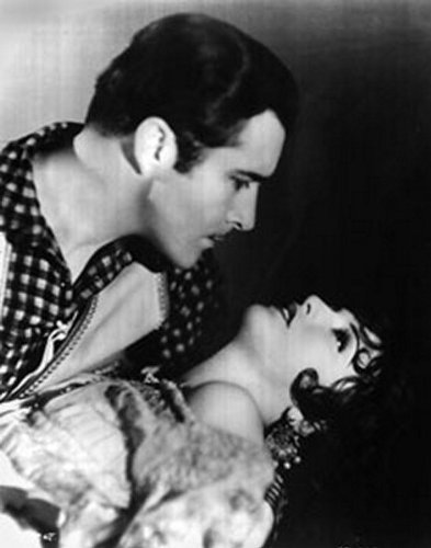 Still of John Boles and Bebe Daniels in Rio Rita (1929)