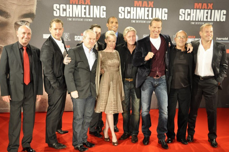 Uwe Boll, Heino Ferch, Christian Kahrmann, Henry Maske, Susanne Wuest and Yoan Pablo Hernández in Max Schmeling (2010)