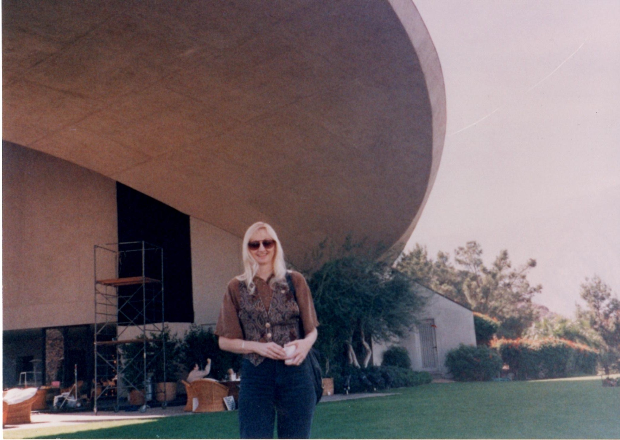 On set of Bob Hope's Yellow Ribbon TV special taped at his Palm Springs home