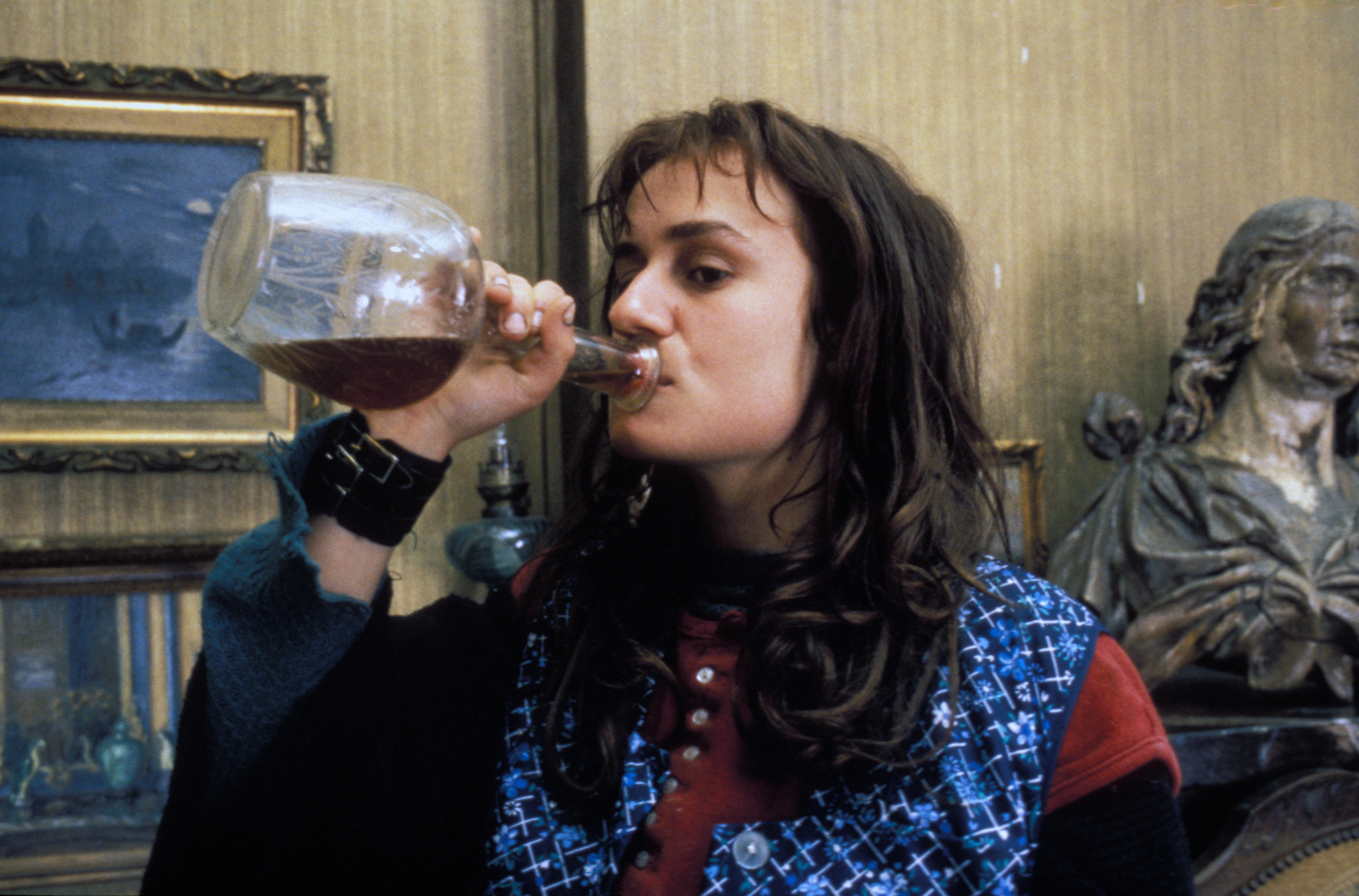 Still of Sandrine Bonnaire in Sans toit ni loi (1985)