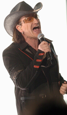 Bono at event of The 47th Annual Grammy Awards (2005)