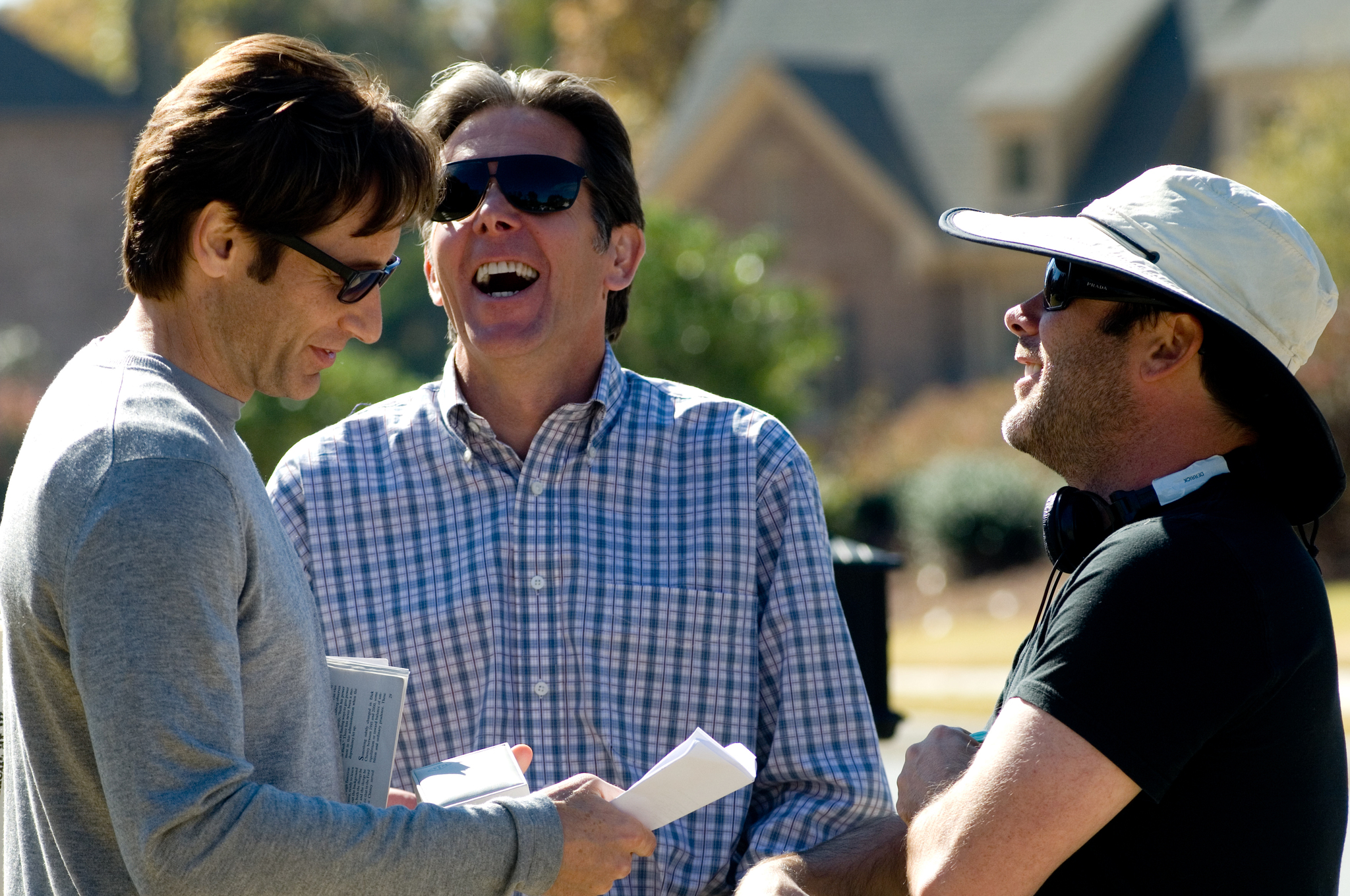 Still of David Duchovny, Derrick Borte and Gary Cole in The Joneses (2009)