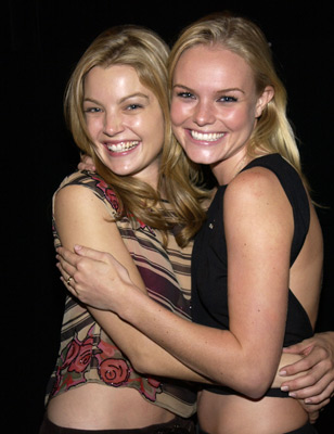 Clare Kramer and Kate Bosworth at event of The Rules of Attraction (2002)
