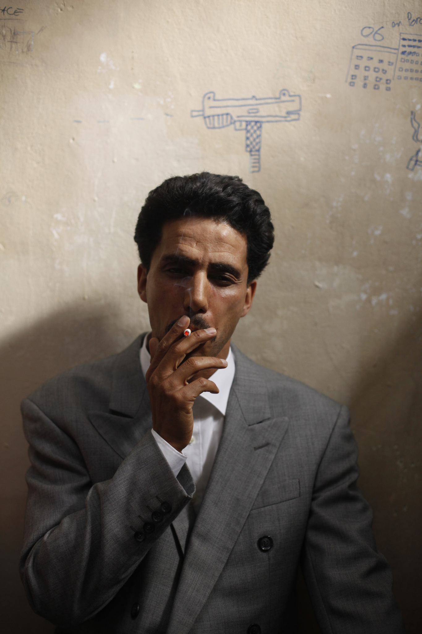 Still of Sami Bouajila in Omar m'a tuer (2011)