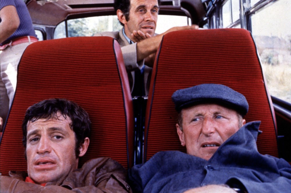 Still of Jean-Paul Belmondo, Jacques Balutin and Bourvil in The Brain (1969)