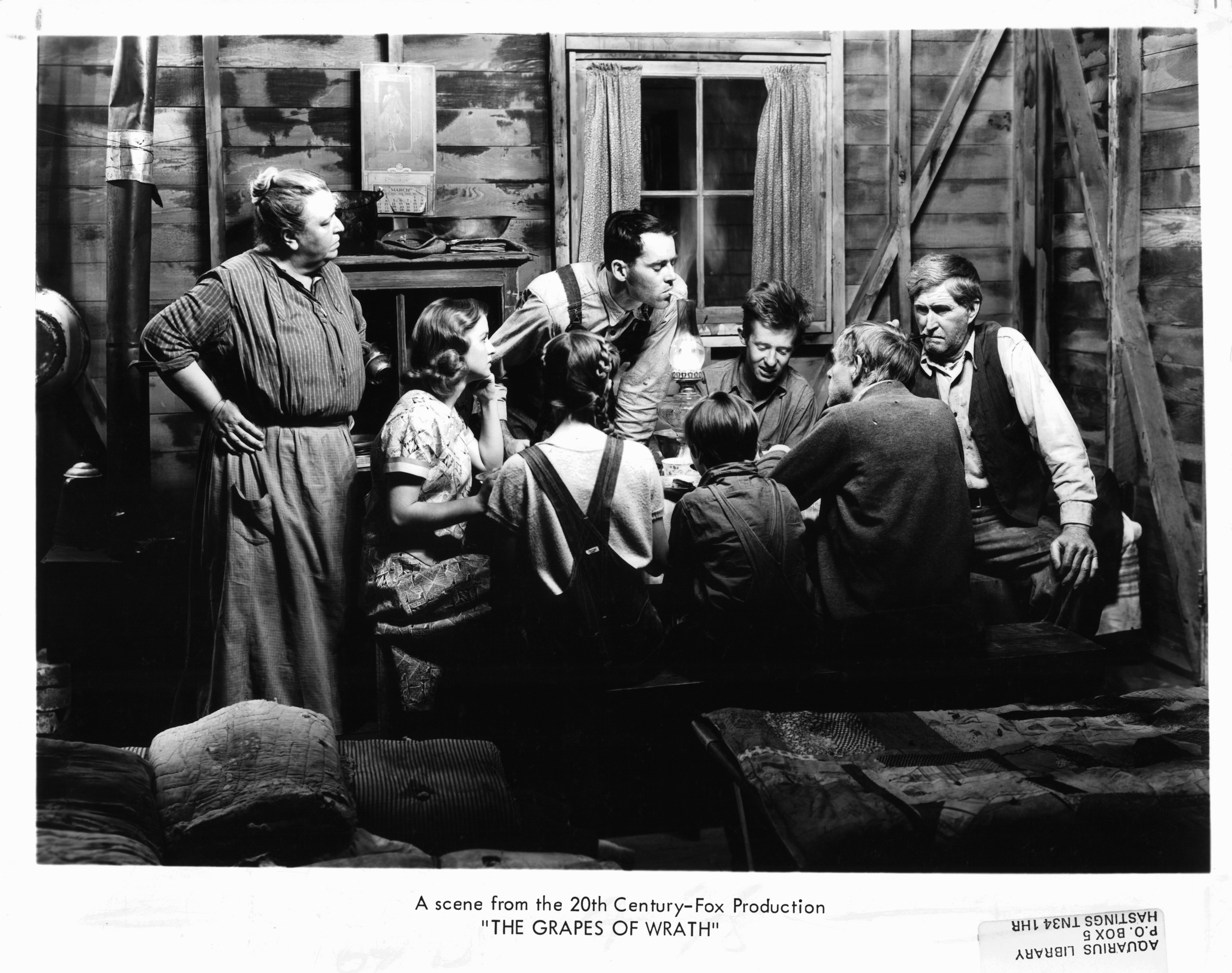 Still of Henry Fonda, Jane Darwell and Dorris Bowdon in The Grapes of Wrath (1940)