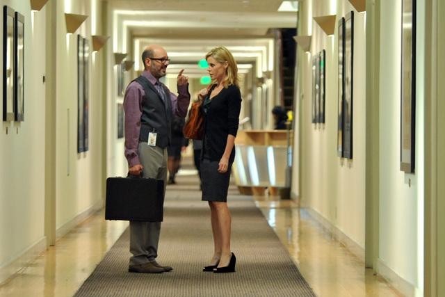 Still of Julie Bowen and David Cross in Moderni seima (2009)