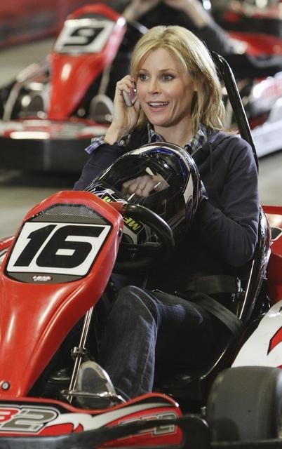 Still of Julie Bowen in Moderni seima (2009)