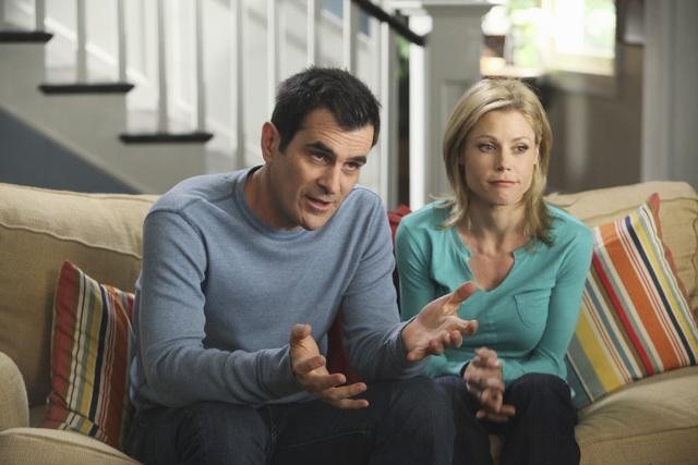 Still of Julie Bowen and Ty Burrell in Moderni seima (2009)