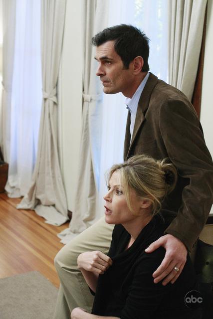Still of Julie Bowen and Ty Burrell in Moderni seima (2009)