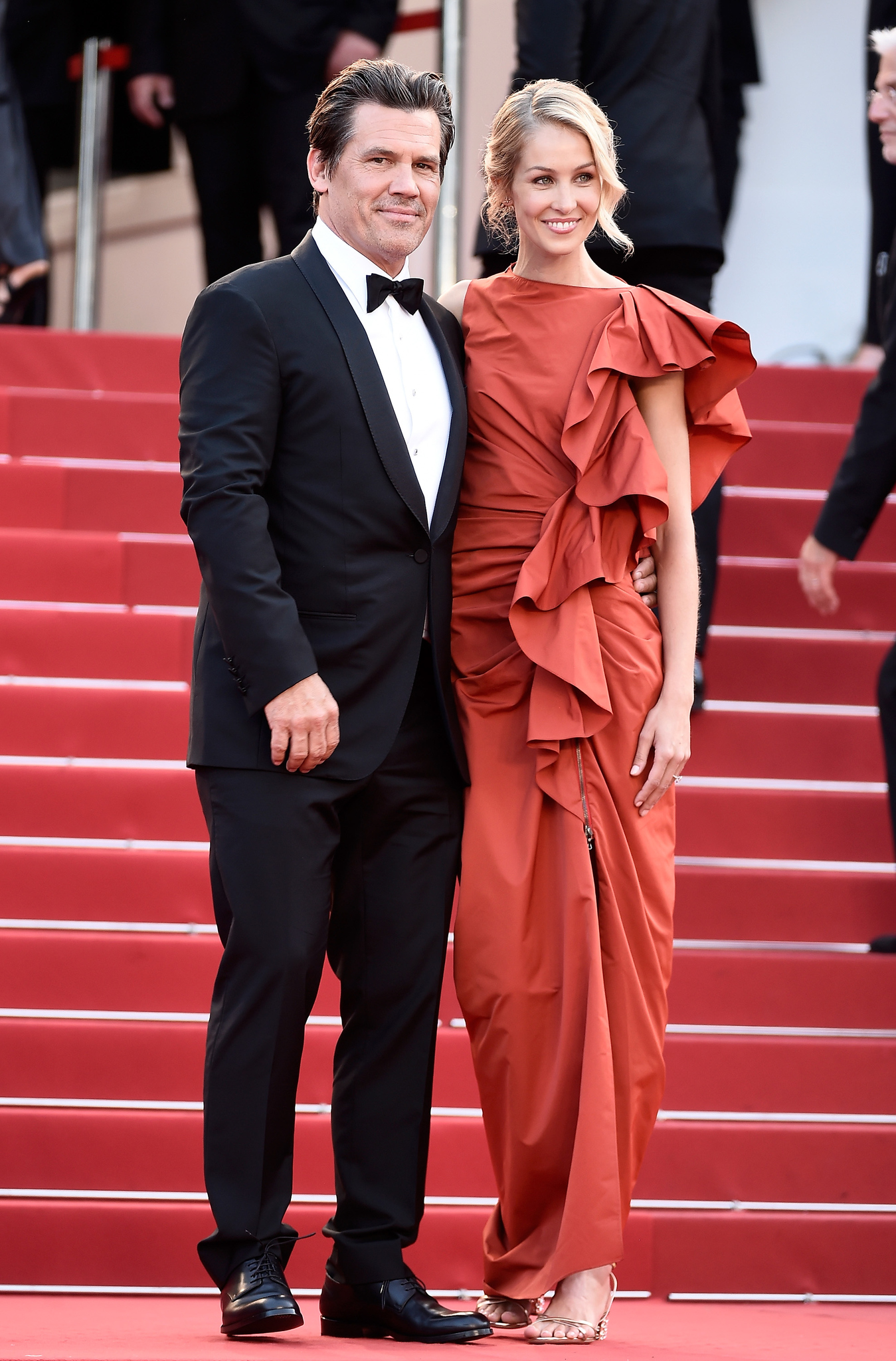 Josh Brolin and Kathryn Boyd at event of Sicario (2015)