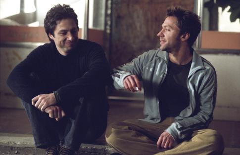 Still of Zach Braff and Michael Weston in The Last Kiss (2006)