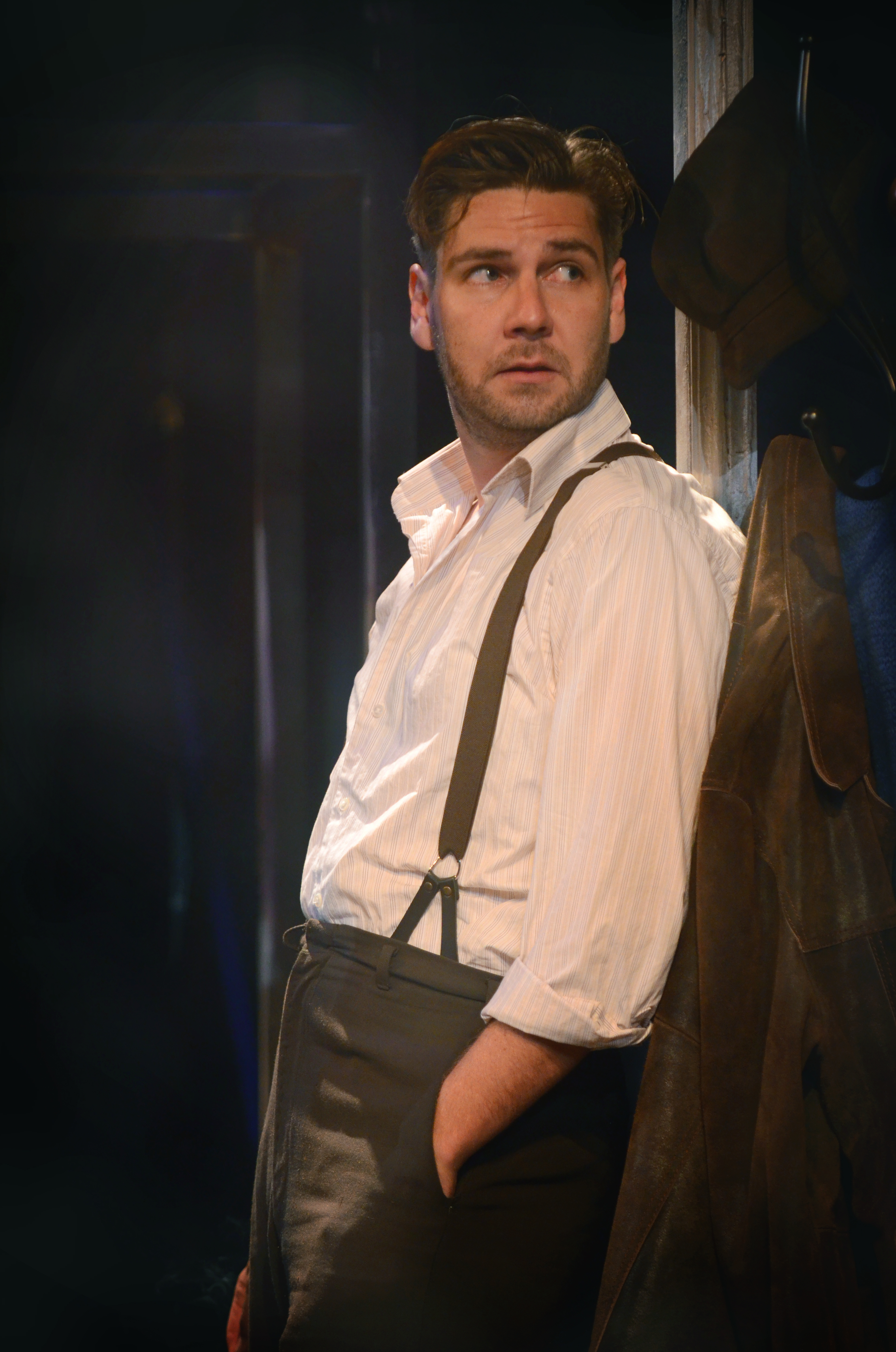 Clinton Brandhagen as Tom Wingfield | Everyman Theatre