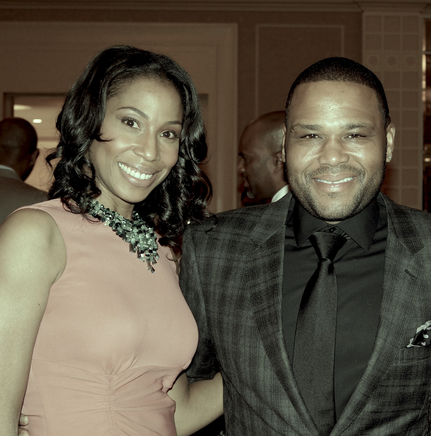 Writer/Producer Sharon Brathwaite poses with fellow nominee Anthony Anderson at the 2015 NAACP Image Awards Nominee Luncheon -- Beverly Hilton Hotel on January 17, 2015, Beverly HIlls, CA