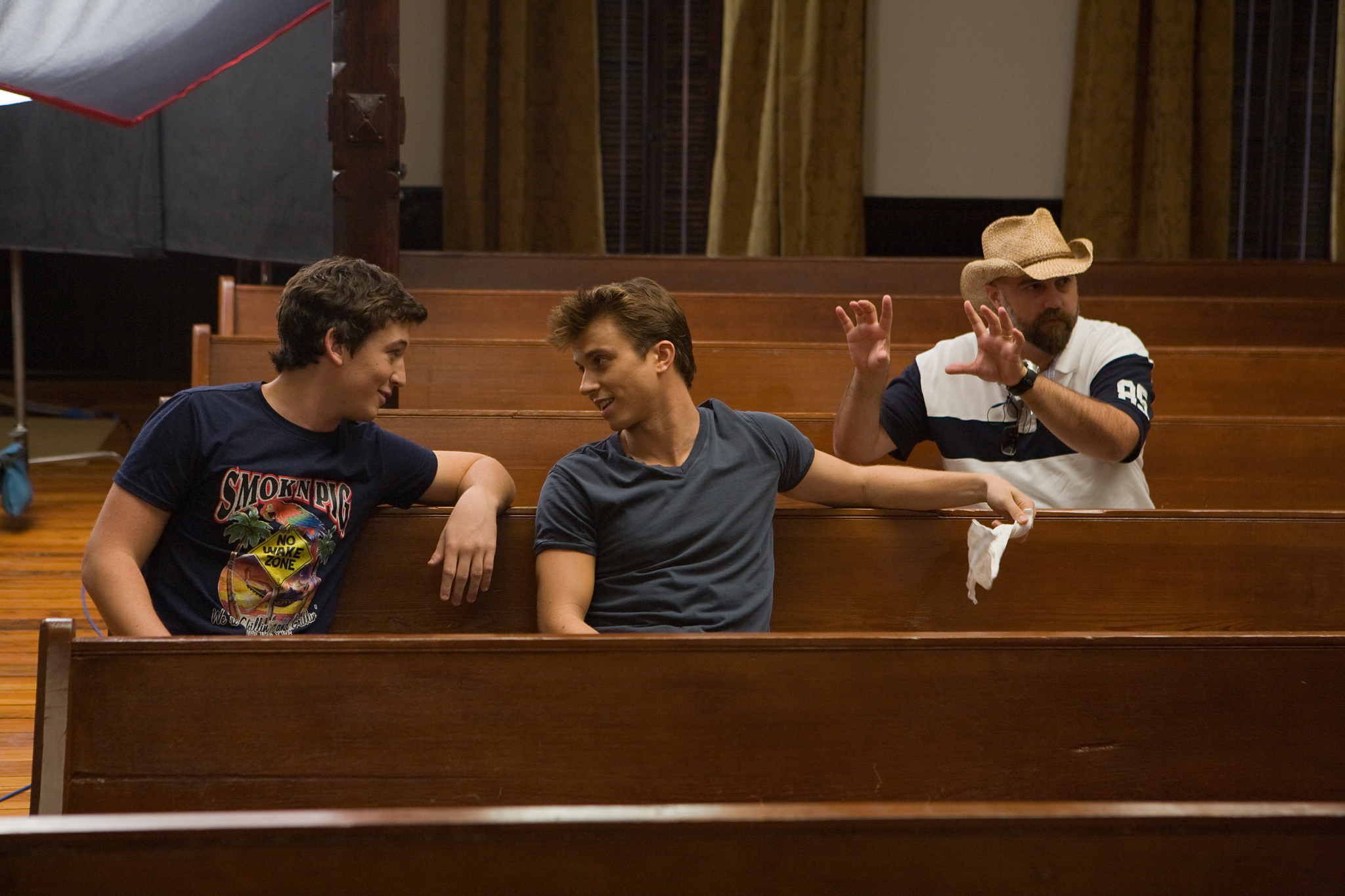 Still of Craig Brewer, Kenny Wormald and Miles Teller in Pamise del sokiu (2011)
