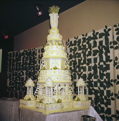 The cake at Sammy Davis Jr.'s wedding to May Britt 11-13-1960