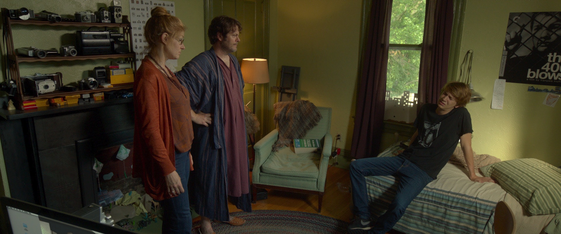 Still of Connie Britton, Nick Offerman and Thomas Mann in Me and Earl and the Dying Girl (2015)