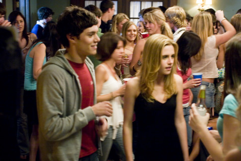 Still of Adam Brody and Kristen Stewart in In the Land of Women (2007)