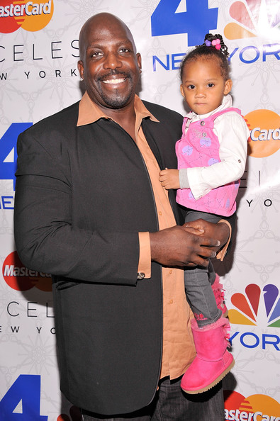 Actor Kevin Brown and god-daughter Eliza attend Rockefeller Center Christmas Tree Lighting Party at Rock Center Cafe on November 30, 2011 in New York City.