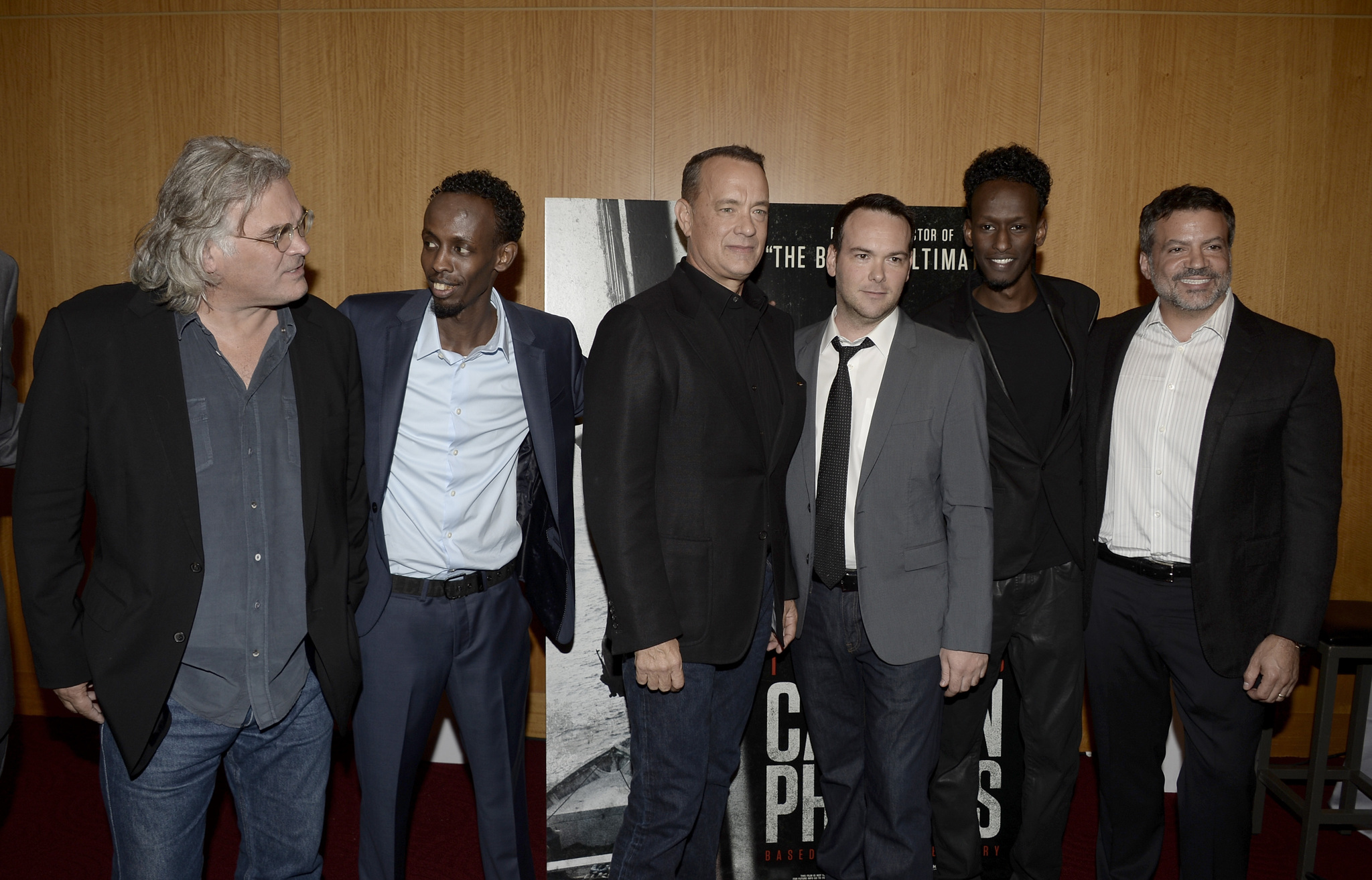 Tom Hanks, Michael De Luca, Dana Brunetti, Paul Greengrass and Barkhad Abdi at event of Kapitonas Phillips (2013)