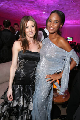 Joy Bryant and Ellen Pompeo at event of The 79th Annual Academy Awards (2007)