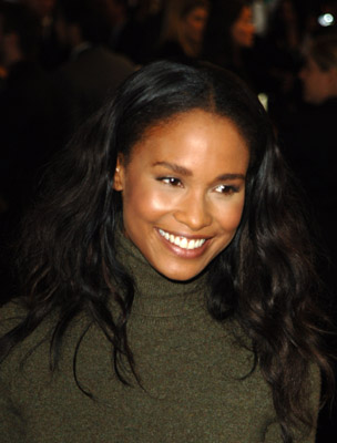 Joy Bryant at event of Bobby (2006)