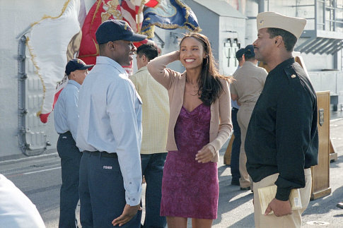 Still of Denzel Washington, Joy Bryant and Derek Luke in Antwone Fisher (2002)