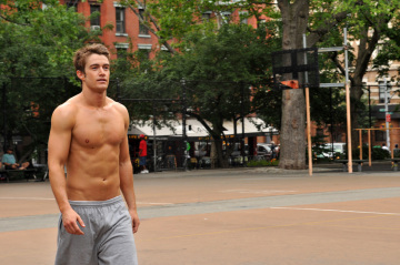 Still of Robert Buckley in Lupdaziu dziungles (2008)