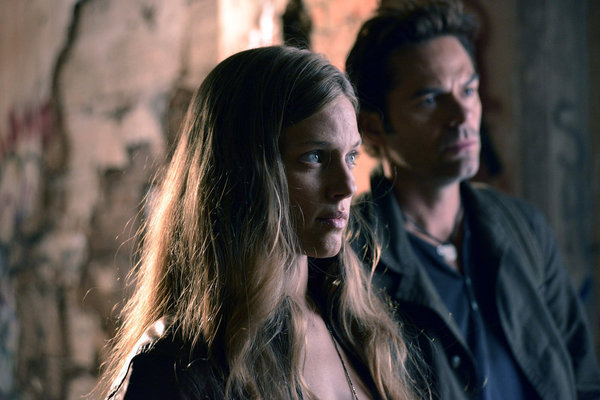 Still of Billy Burke and Tracy Spiridakos in Revolution (2012)