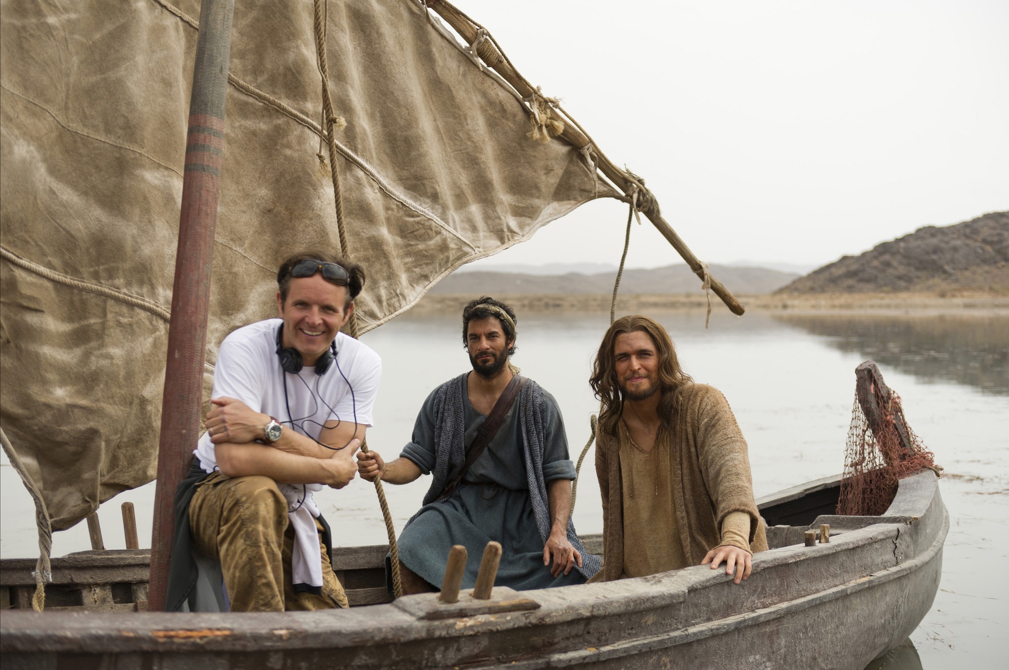 Mark Burnett, Diogo Morgado and Darwin Shaw in Son of God (2014)