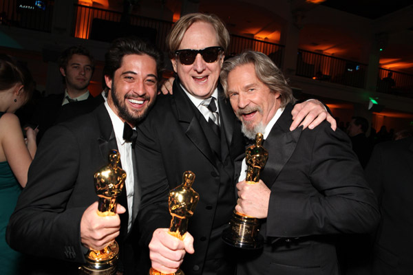 Jeff Bridges, T Bone Burnett and Ryan Bingham at event of The 82nd Annual Academy Awards (2010)