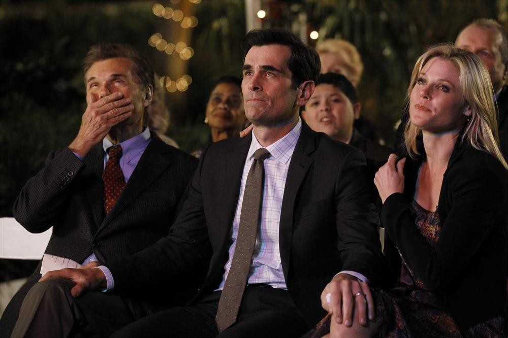 Still of Julie Bowen, Ty Burrell and Fred Willard in Moderni seima (2009)