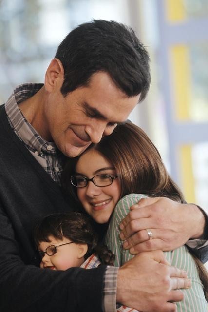 Still of Ty Burrell and Ariel Winter in Moderni seima (2009)