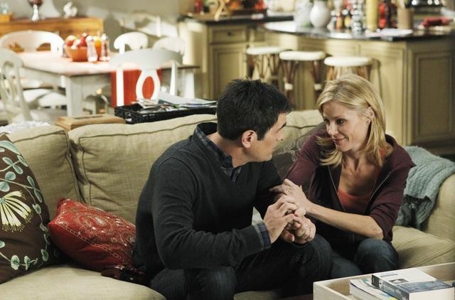 Still of Julie Bowen and Ty Burrell in Moderni seima (2009)