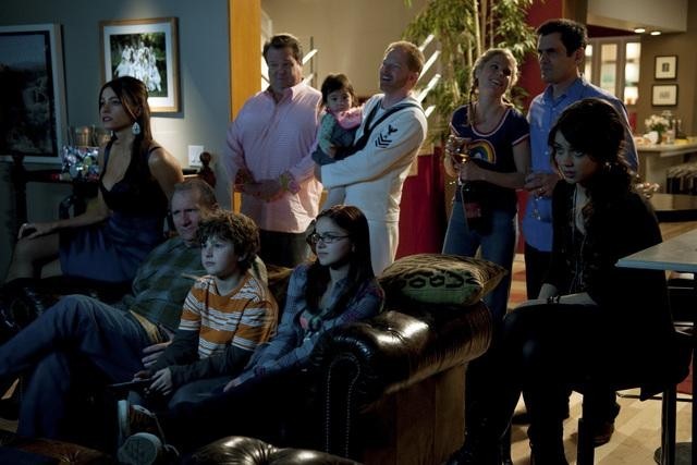 Still of Sofía Vergara, Julie Bowen, Ty Burrell, Jesse Tyler Ferguson, Sarah Hyland, Ed O'Neill, Eric Stonestreet, Ariel Winter and Nolan Gould in Moderni seima (2009)