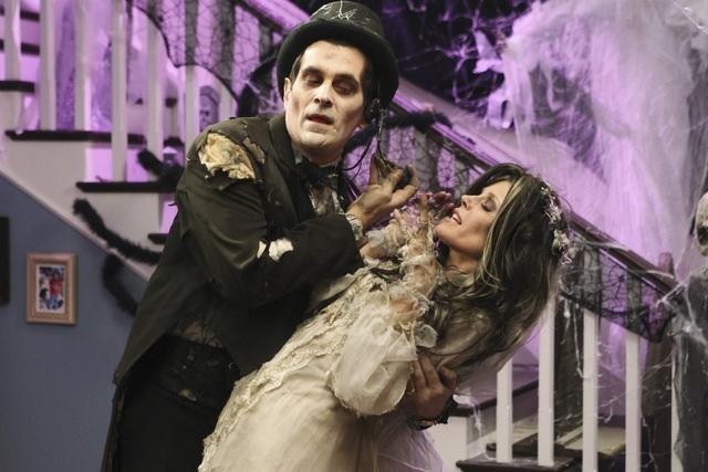 Still of Julie Bowen and Ty Burrell in Moderni seima (2009)