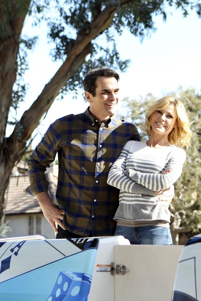 Still of Julie Bowen and Ty Burrell in Moderni seima (2009)