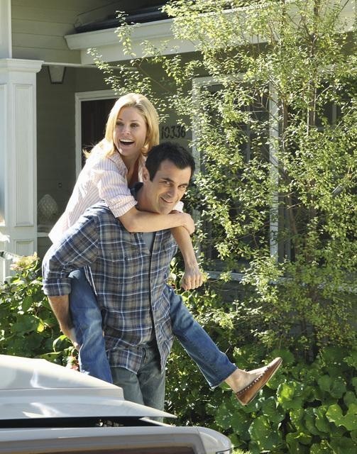 Still of Julie Bowen and Ty Burrell in Moderni seima (2009)