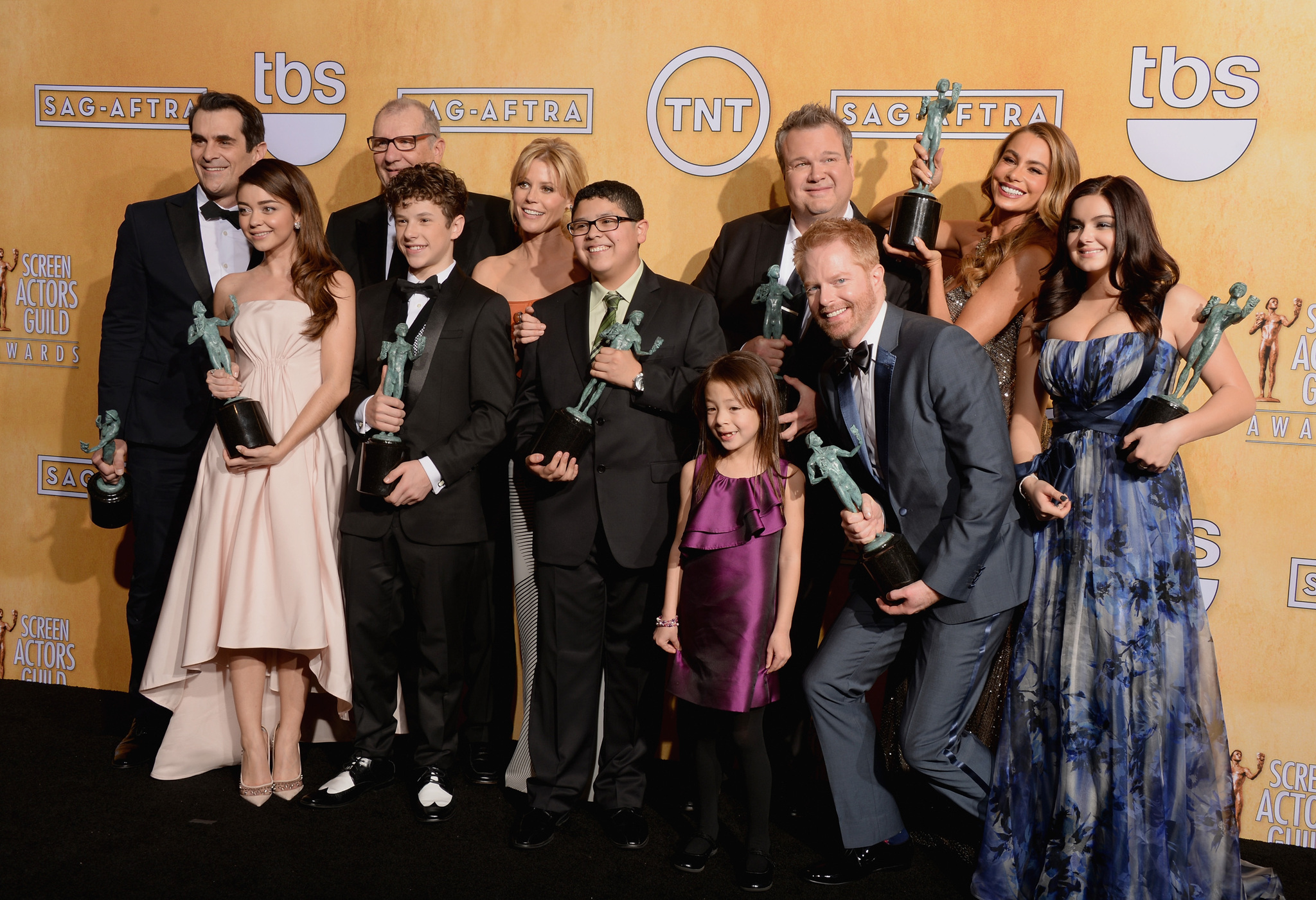 Julie Bowen, Ty Burrell, Sarah Hyland, Ed O'Neill, Eric Stonestreet, Ariel Winter, Nolan Gould, Rico Rodriguez and Aubrey Anderson-Emmons