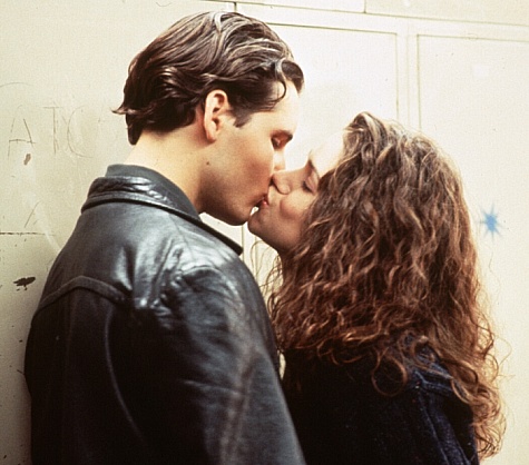 Still of Peter Facinelli and Hedy Burress in Foxfire (1996)