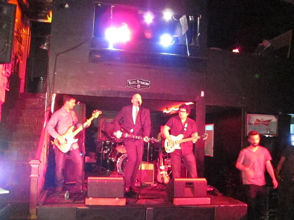 Sammy Busby and Dixie's Deceivers live in Downtown Los Angeles, California.