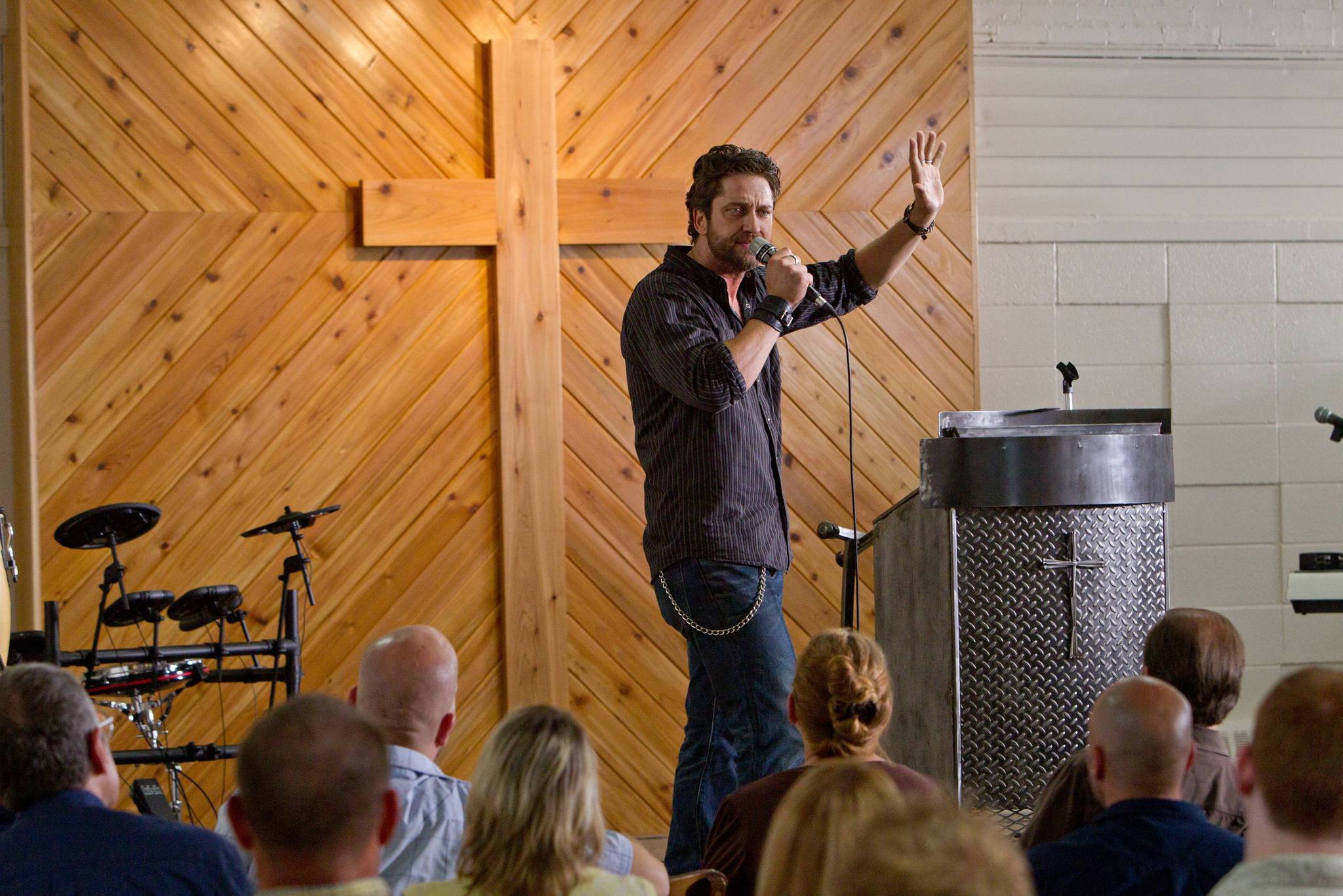 Still of Gerard Butler in Machine Gun Preacher (2011)