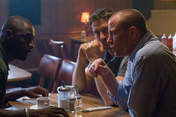 Still of Guy Ritchie, Gerard Butler and Idris Elba in RocknRolla (2008)